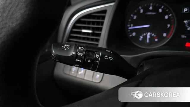 Hyundai Avante AD id 3845717 из Кореи 7