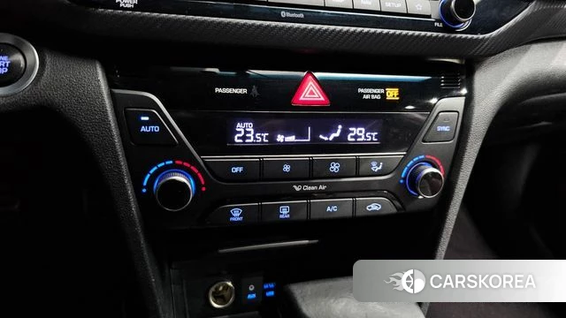 Hyundai Avante AD id 3801781 из Кореи 7