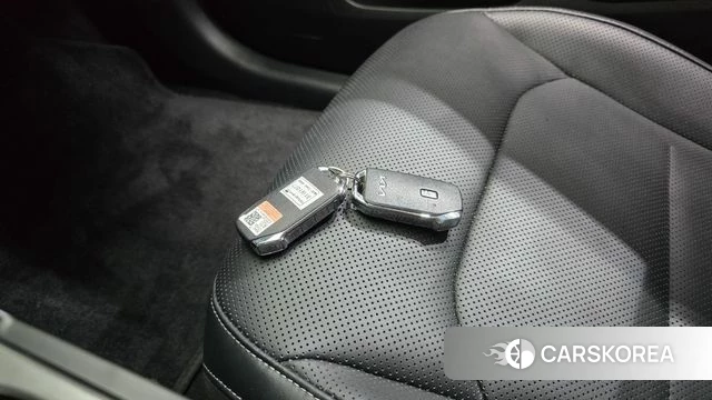 Kia EV6 id 4330129 из Кореи 7