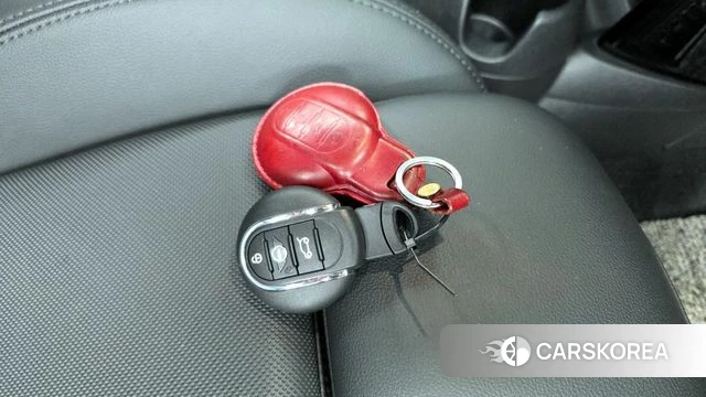 Mini Cooper S id 3851710 из Кореи 7