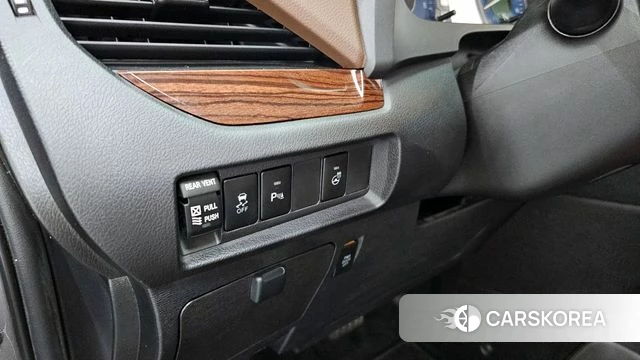 Toyota Sienna id 3942884 из Кореи 7