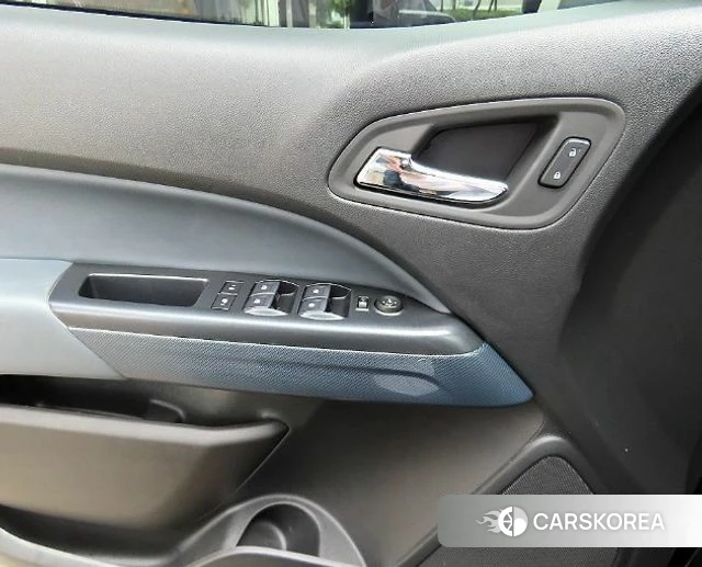 Chevrolet (GM Daewoo) Real New Colorado id 4579684 из Кореи 7