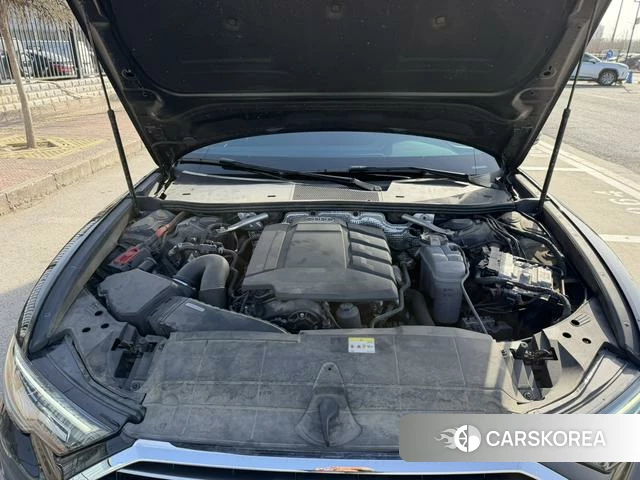 Audi A6L id 4276122 из Китая 7