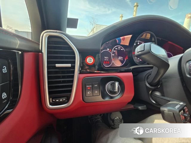 Porsche Cayenne (PO536) id 3940693 из Кореи 7