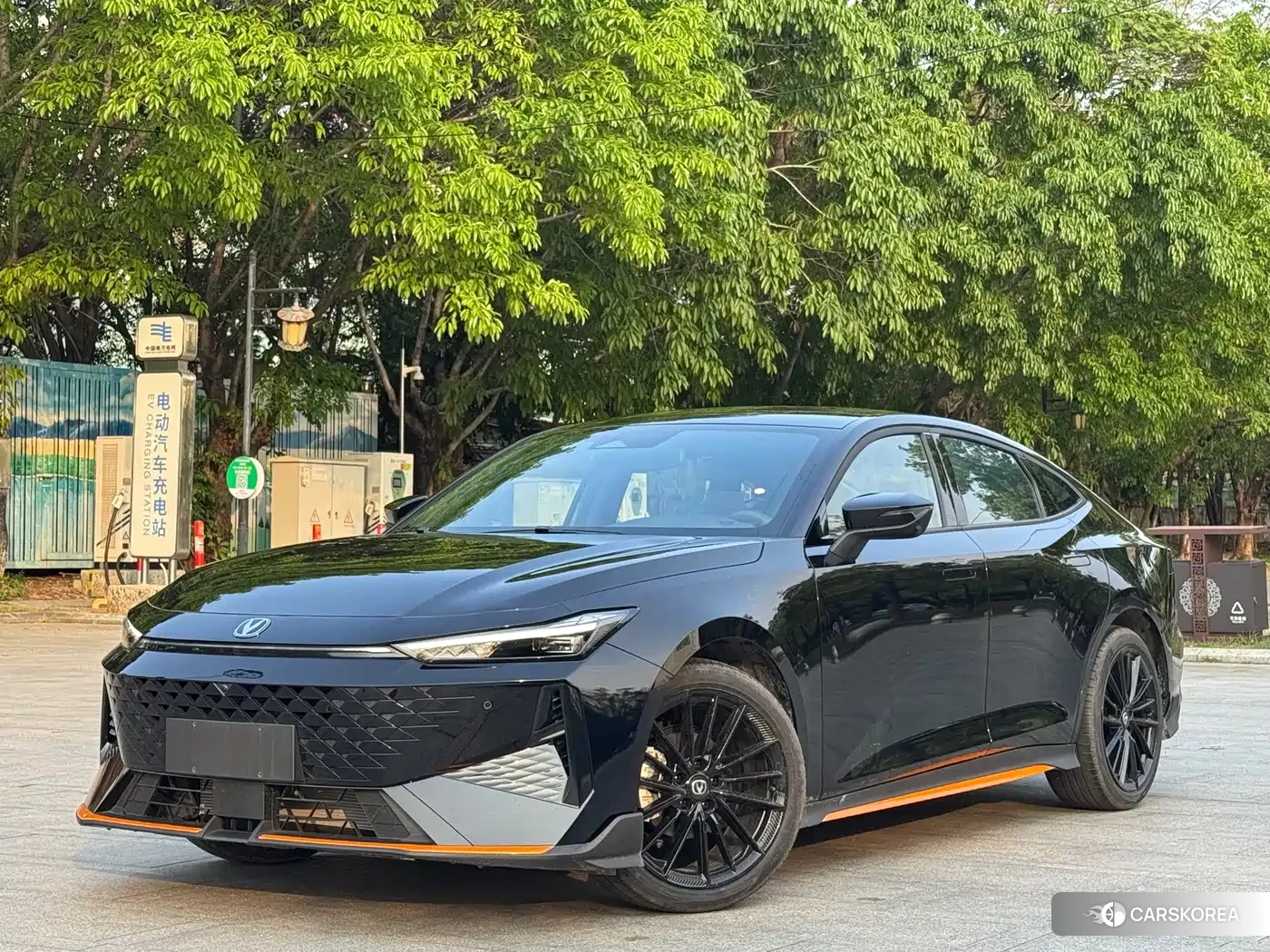 Chang'an Changan UNI-V id 4565293 из Китая 7