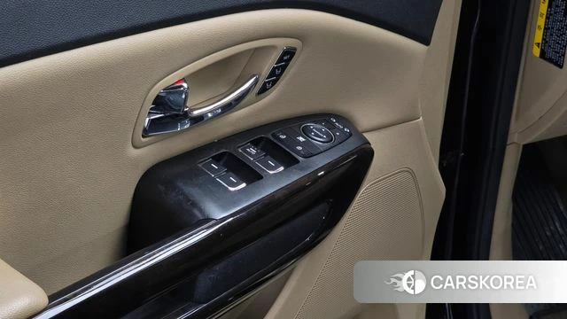 Kia The New Carnival id 4652275 из Кореи 7