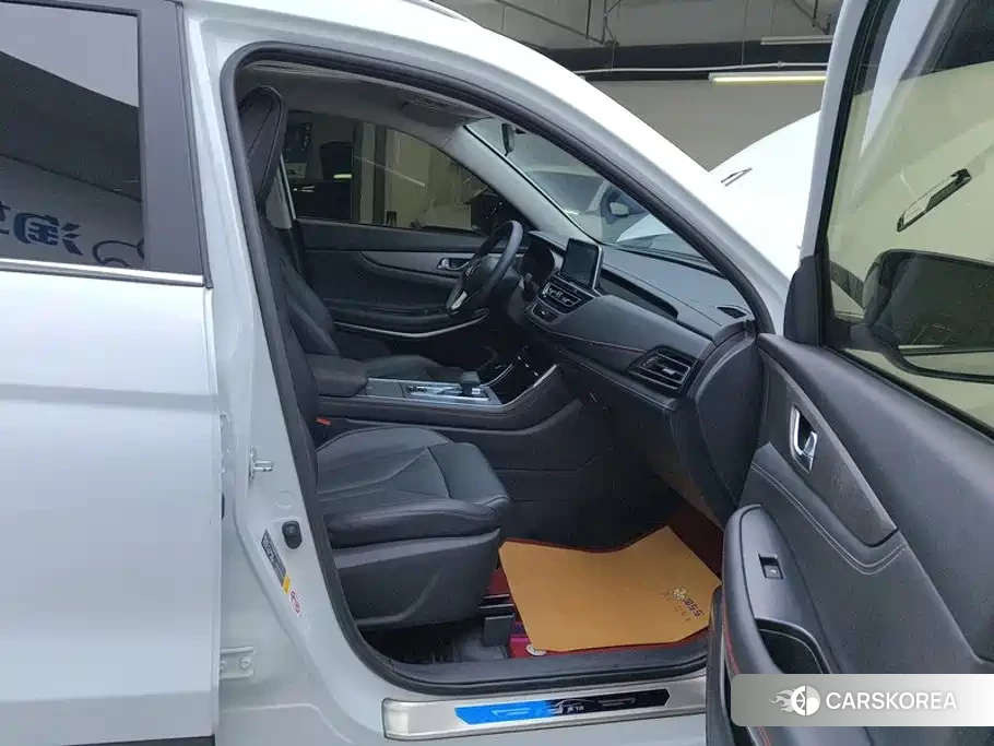 Chang'an CS75 id 4644437 из Китая 7