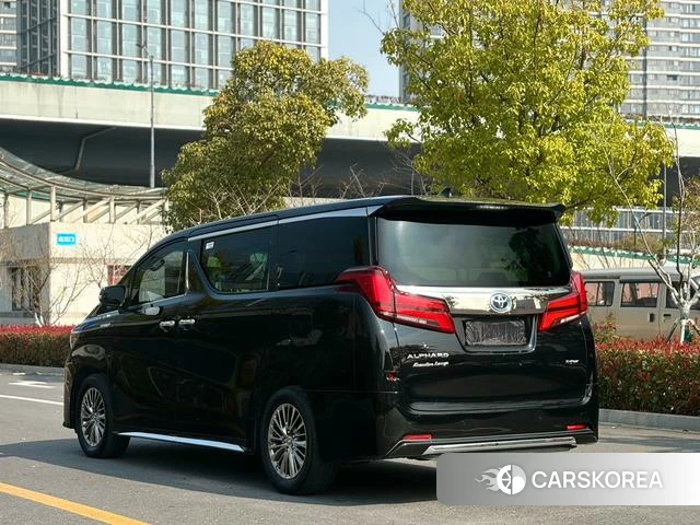 Toyota Elfa id 4374617 из Китая 7