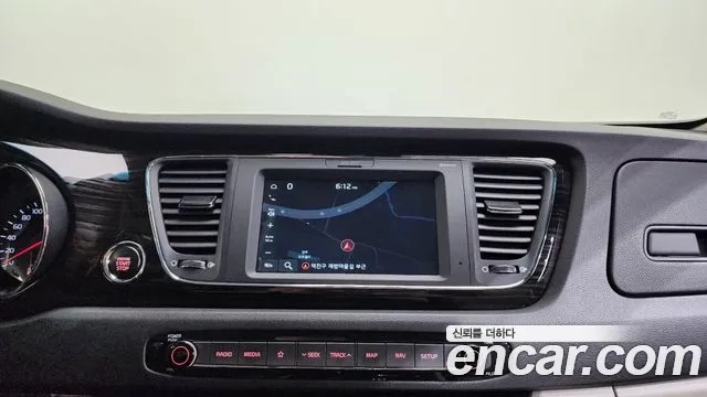 Kia The New Carnival id 2869971 из Кореи 7