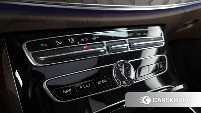 Mercedes-Benz E-Class W213 id 4595462 из Кореи 7