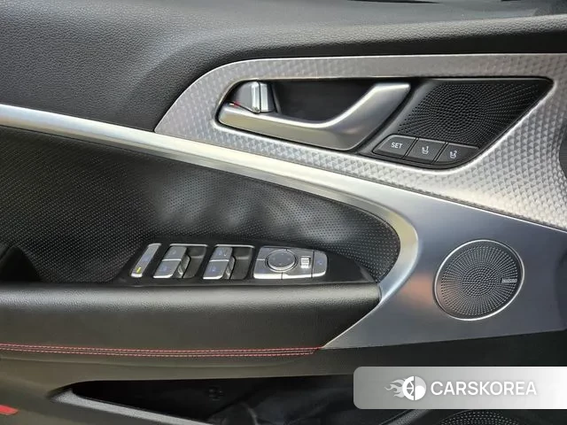 Genesis The New G70 id 3043597 из Кореи 7