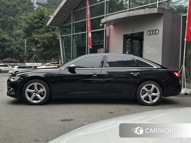 Audi A6L id 4259494 из Китая 7