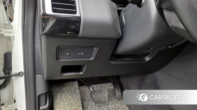 Land Rover Discovery 5 id 4285022 из Кореи 7