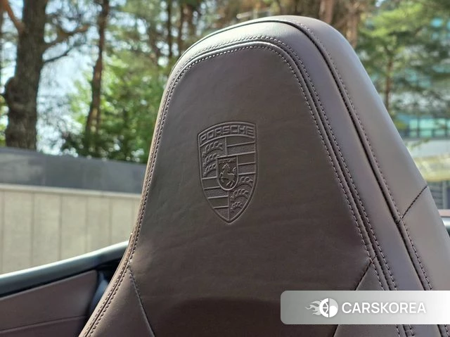 Porsche 911(992) id 3982024 из Кореи 7