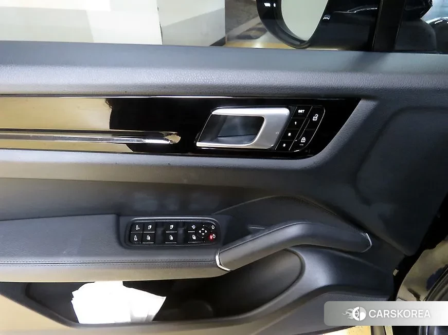 Porsche Cayenne (PO536) id 1613113 из Кореи 7