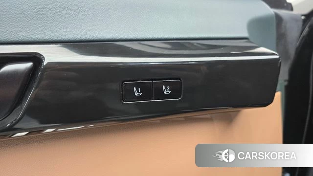 Hyundai Grandeur Hybrid (GN7) id 4880320 из Кореи 7