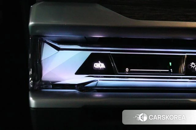 BMW 7 Series (G70) id 4880411 из Кореи 7