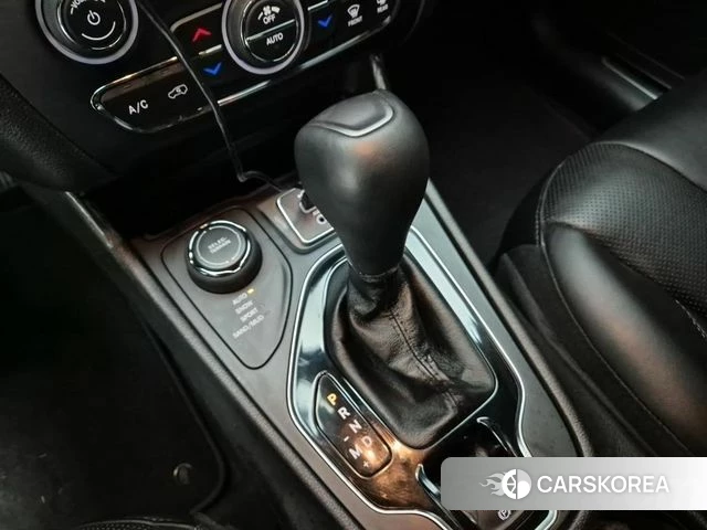Jeep Cherokee (KL) id 4496150 из Кореи 7