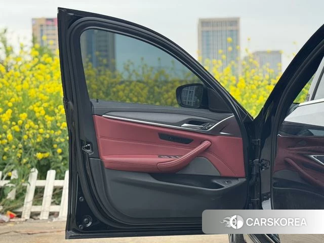 BMW 5 series id 4307682 из Китая 7