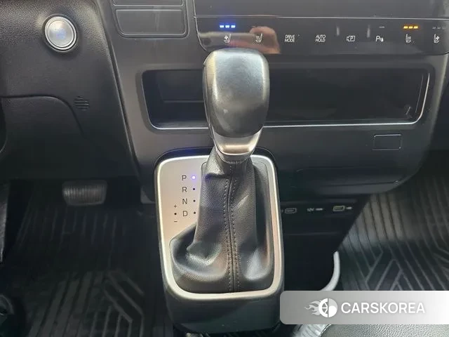 Hyundai Staria id 3427330 из Кореи 7