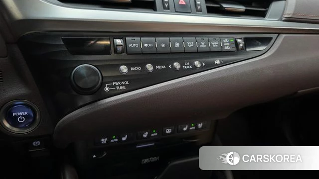 Lexus ES300h 7th generation id 4543330 из Кореи 7