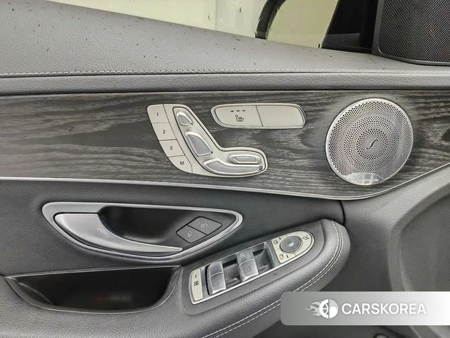 Mercedes-Benz Class C id 4212341 из Китая 7