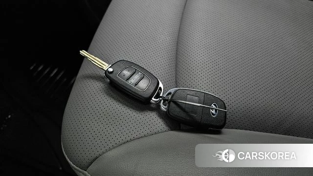 Hyundai The New Grand Starex id 4895028 из Кореи 7
