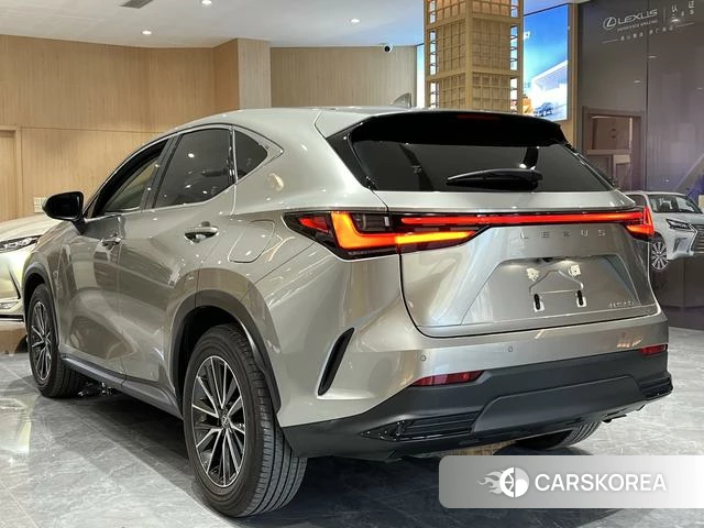 Lexus NX id 4276295 из Китая 7