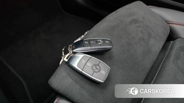 Mercedes-Benz EQB X243 id 4879508 из Кореи 7