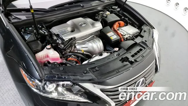 Lexus New ES300h id 2584880 из Кореи 7