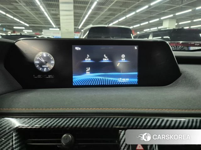 Lexus UX300e id 4316291 из Кореи 7