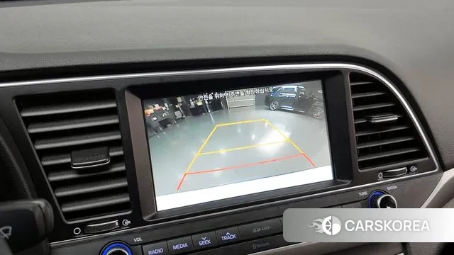 Hyundai Avante AD id 3608326 из Кореи 7