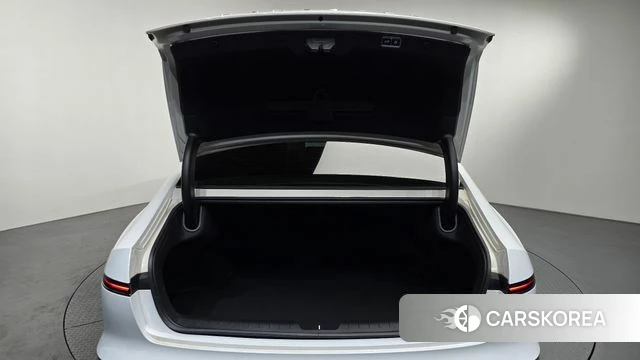 Hyundai Grandeur (GN7) id 4468792 из Кореи 7