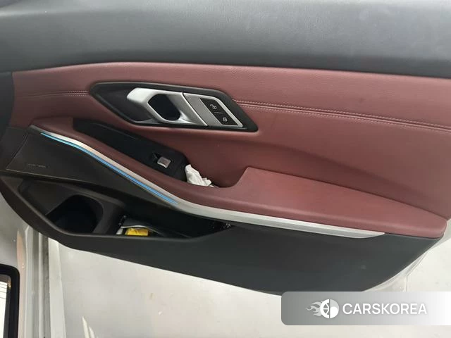 BMW 3 series id 4341759 из Китая 7