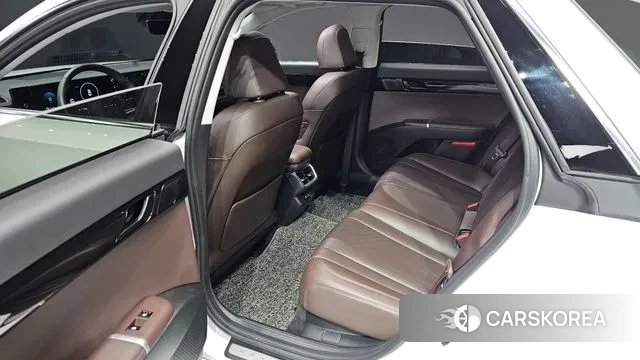 Hyundai Grandeur (GN7) id 3378022 из Кореи 7