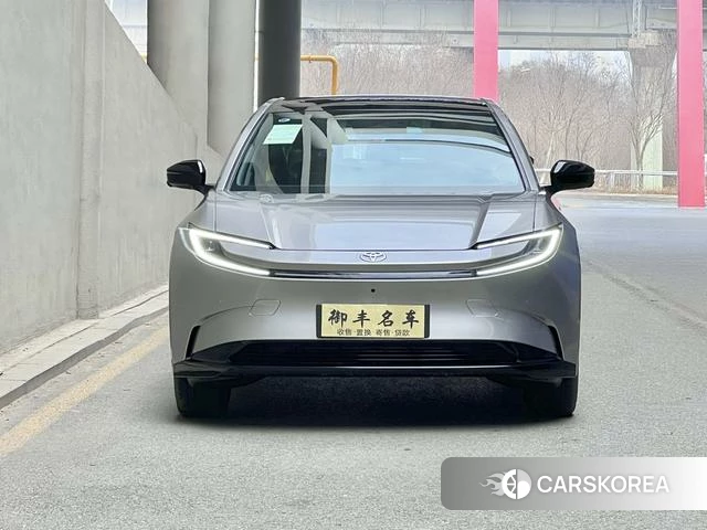 Toyota bZ5 id 3920611 из Китая 7