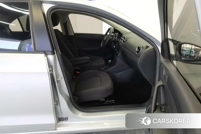 Volkswagen Jetta id 4208147 из Китая 7