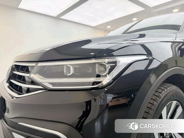 Volkswagen Tiguan L id 4307764 из Китая 7