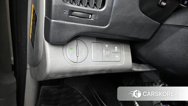 Hyundai The New Grand Starex id 3955577 из Кореи 7