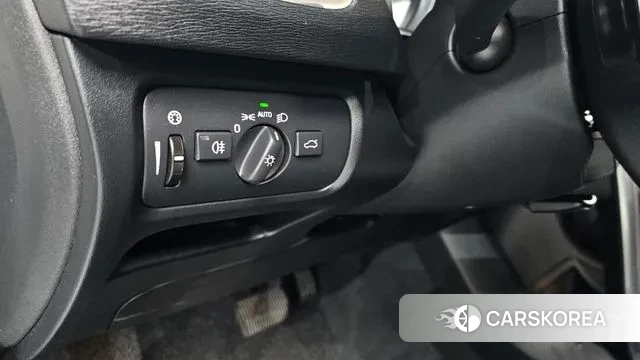 Volvo V40 id 3656892 из Кореи 7