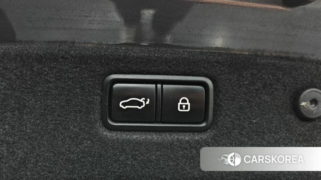 Genesis G70 id 4294896 из Кореи 7