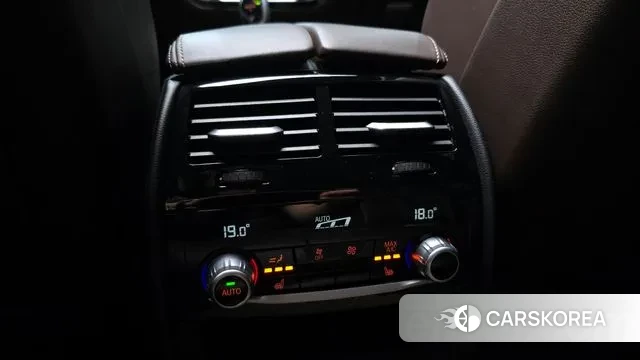 BMW 5 Series (G30) id 3002620 из Кореи 7