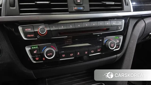 BMW 3 Series (F30) id 3692920 из Кореи 7