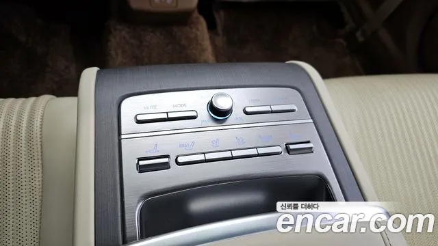 Hyundai Grandeur (GN7) id 2612118 из Кореи 7