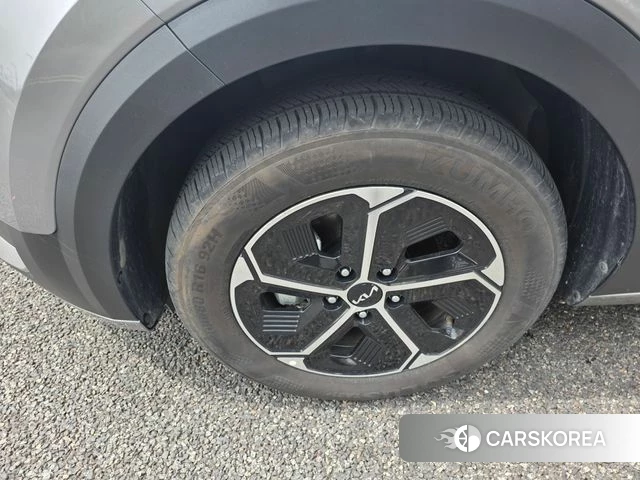 Kia Di Ol Nu Niro id 4244415 из Кореи 7