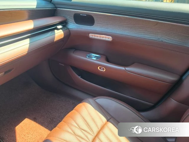 Genesis G90 (RS4) id 4500573 из Кореи 7