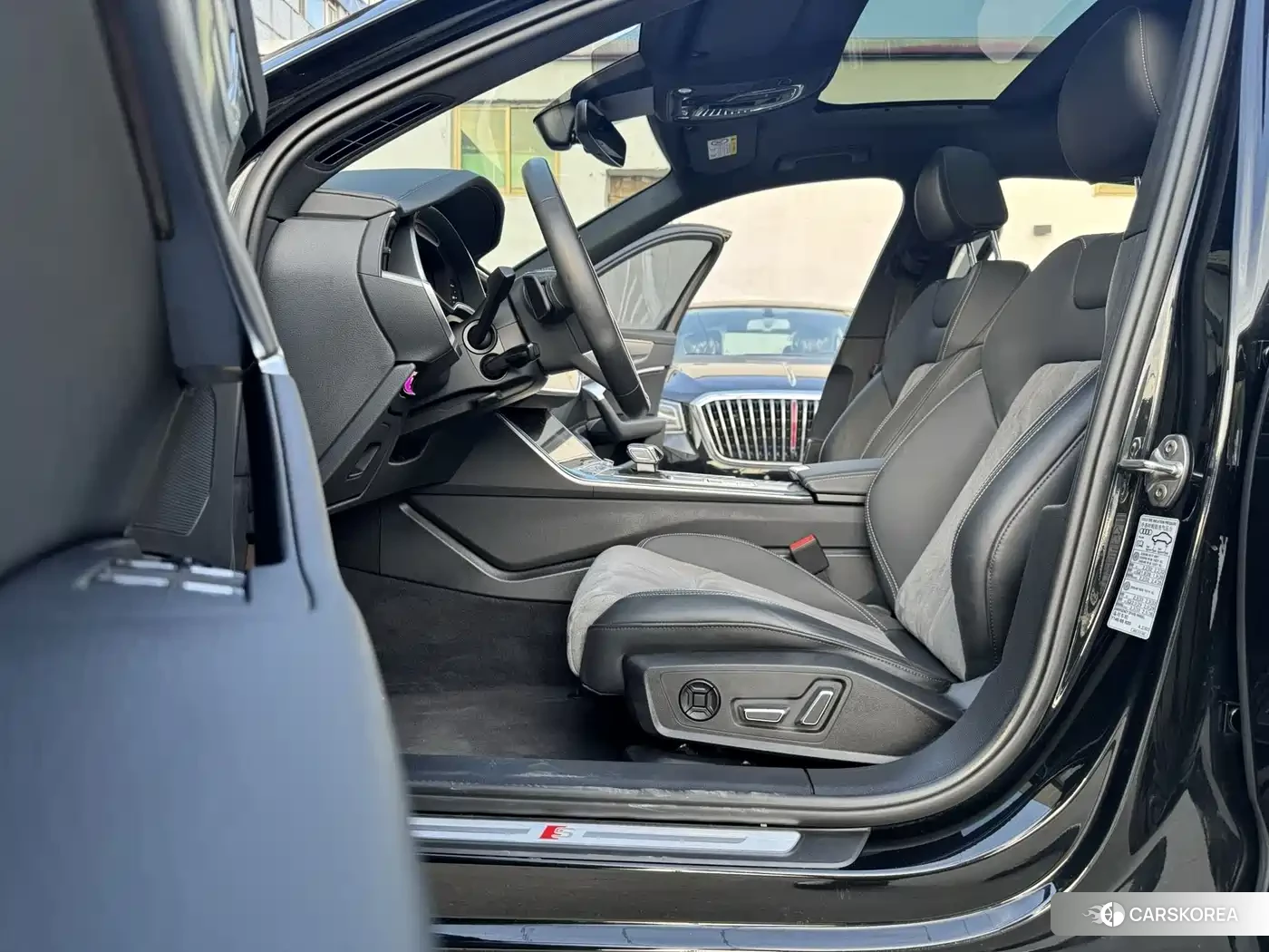 Audi A6L id 4576859 из Китая 7