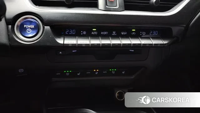 Lexus UX250h id 3139581 из Кореи 7