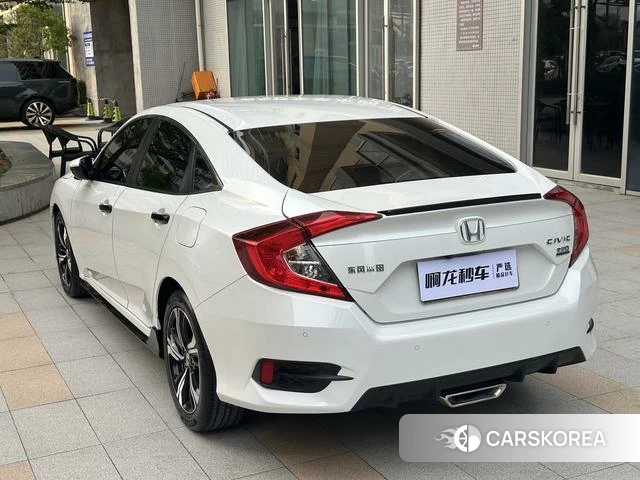 Honda Civic id 4261665 из Китая 7