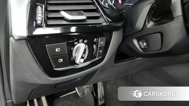 BMW 5 Series (G30) id 4345756 из Кореи 7